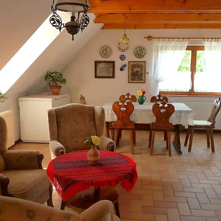 Aranyhaz Apartmanszallas Tihany